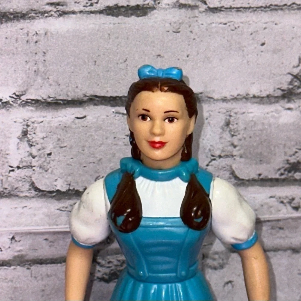 Dorothy Wizard of Oz Posable Twist Turn Figure 1995 Turner Entertainment Plastic